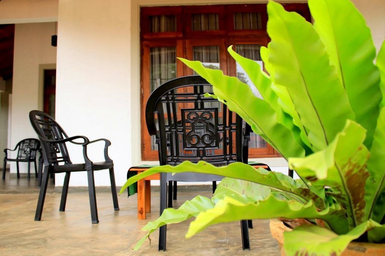 Seasons Villa Sigiriya, Sri Lanka Дамбулла Экстерьер фото